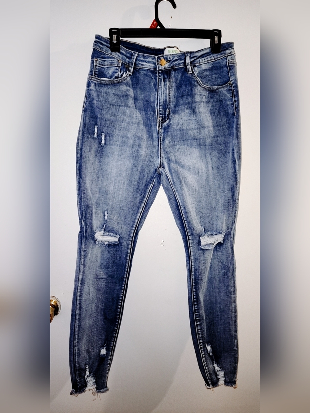Women's Distressed Light Blue Skinny Jeans - Sleek Stretch Fit